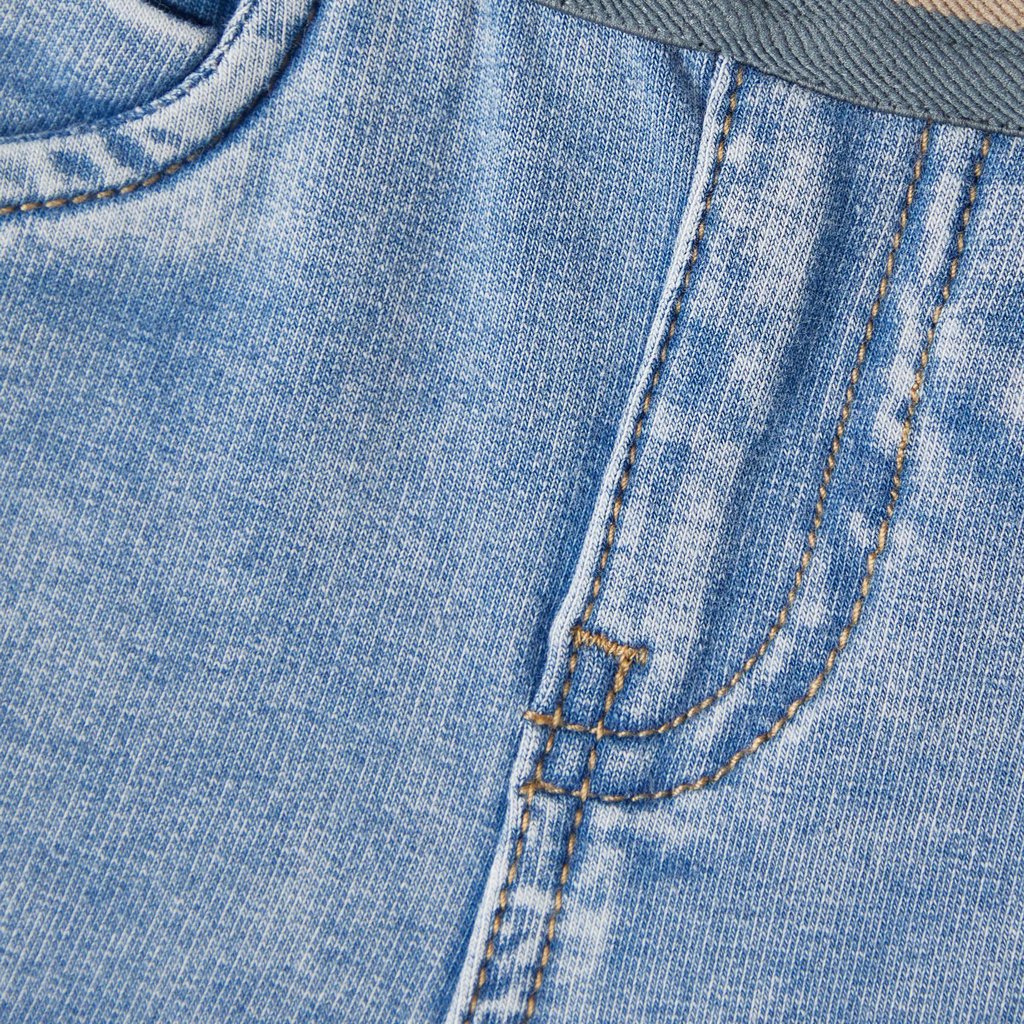 Kort jog jeans spijkerbroekje (light blue denim)