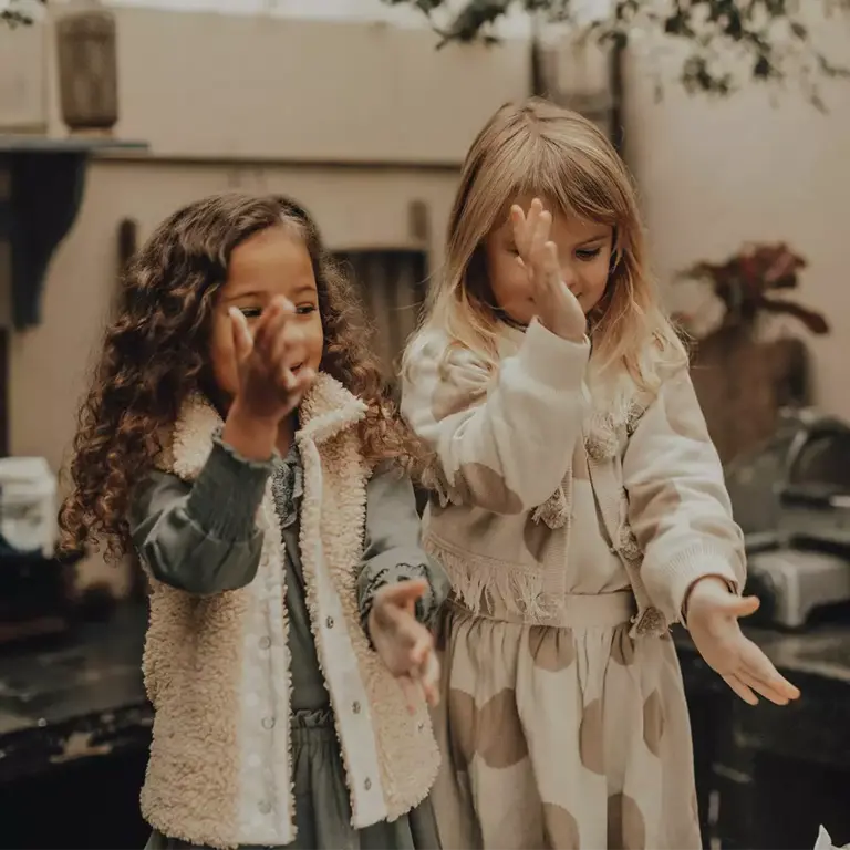 Rokje dot Logy (sand)