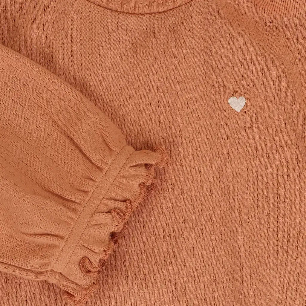 T-shirt (soft apricot)