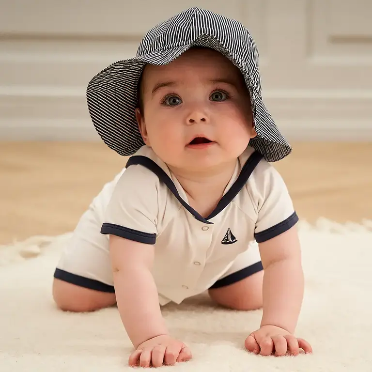 Zonnehoedje (balsam cream/night blue)