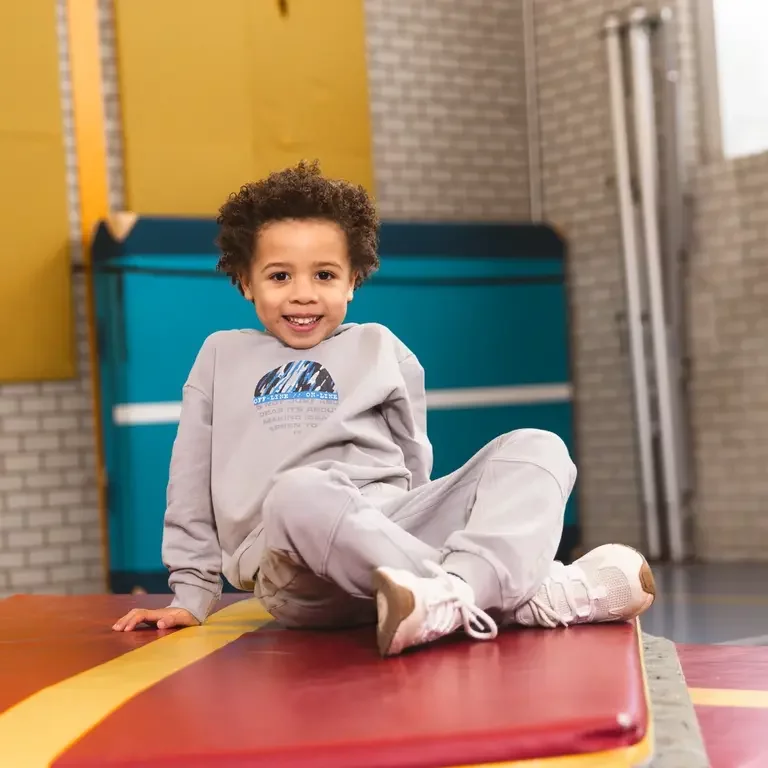 Trui hoodie Dustin (light grey)