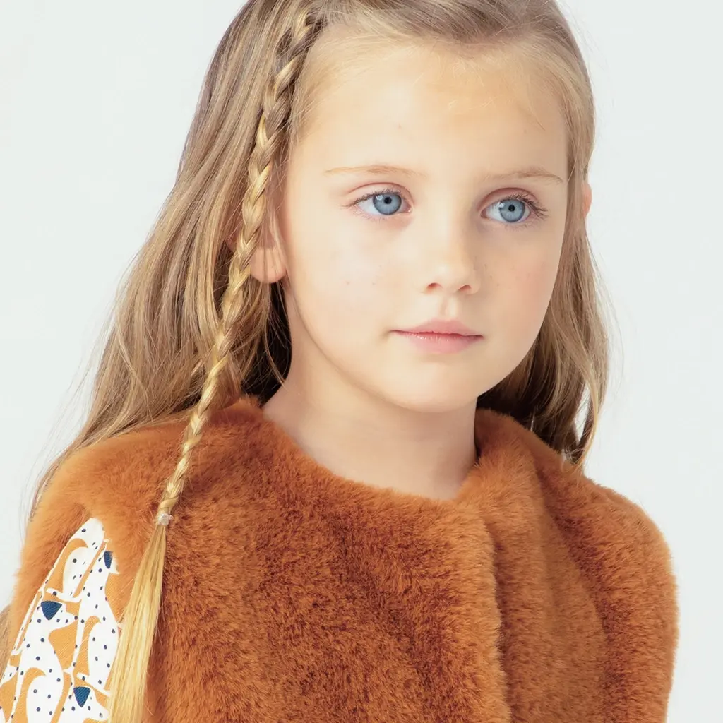 Gilet fur met riempje (caramel)