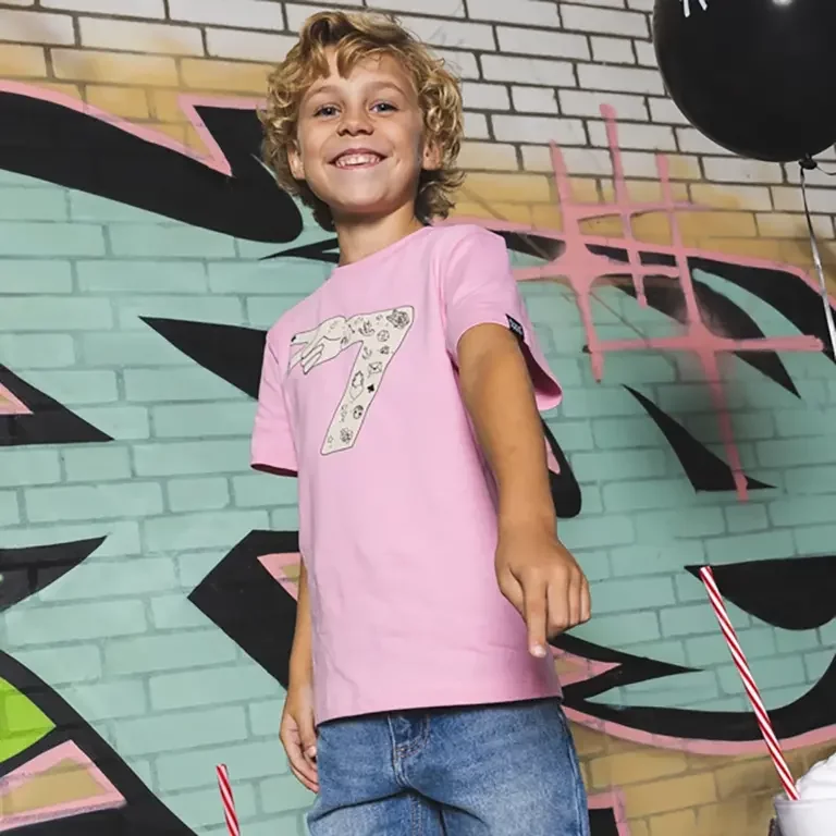 Verjaardag t-shirt "7" in kadoverpakking (old pink)