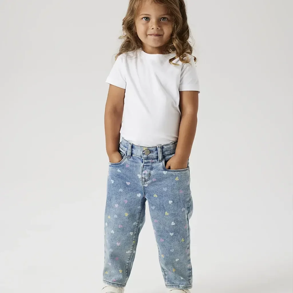 Jeans MOM FIT Bella (medium blue denim hearts)