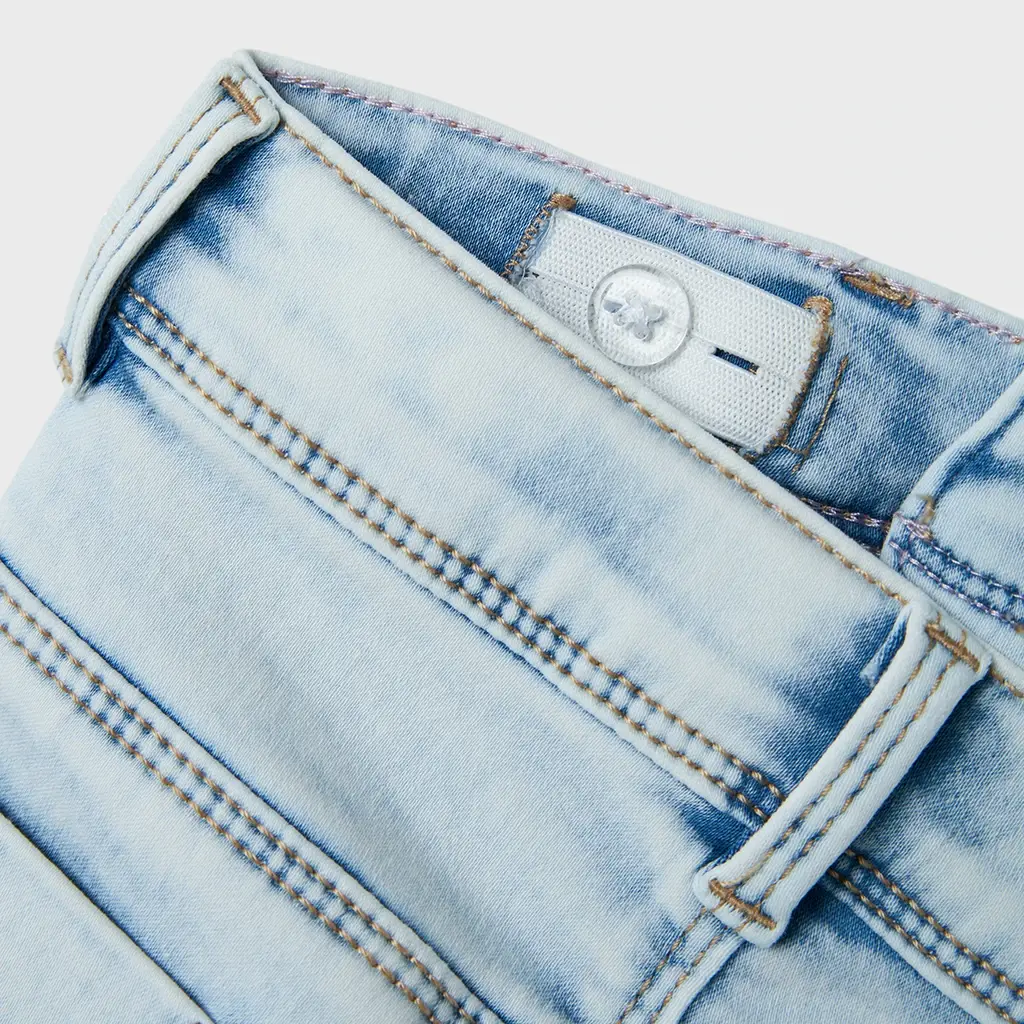 Korte spijkerbroek SLIM FIT Salli (light blue bleache denim)