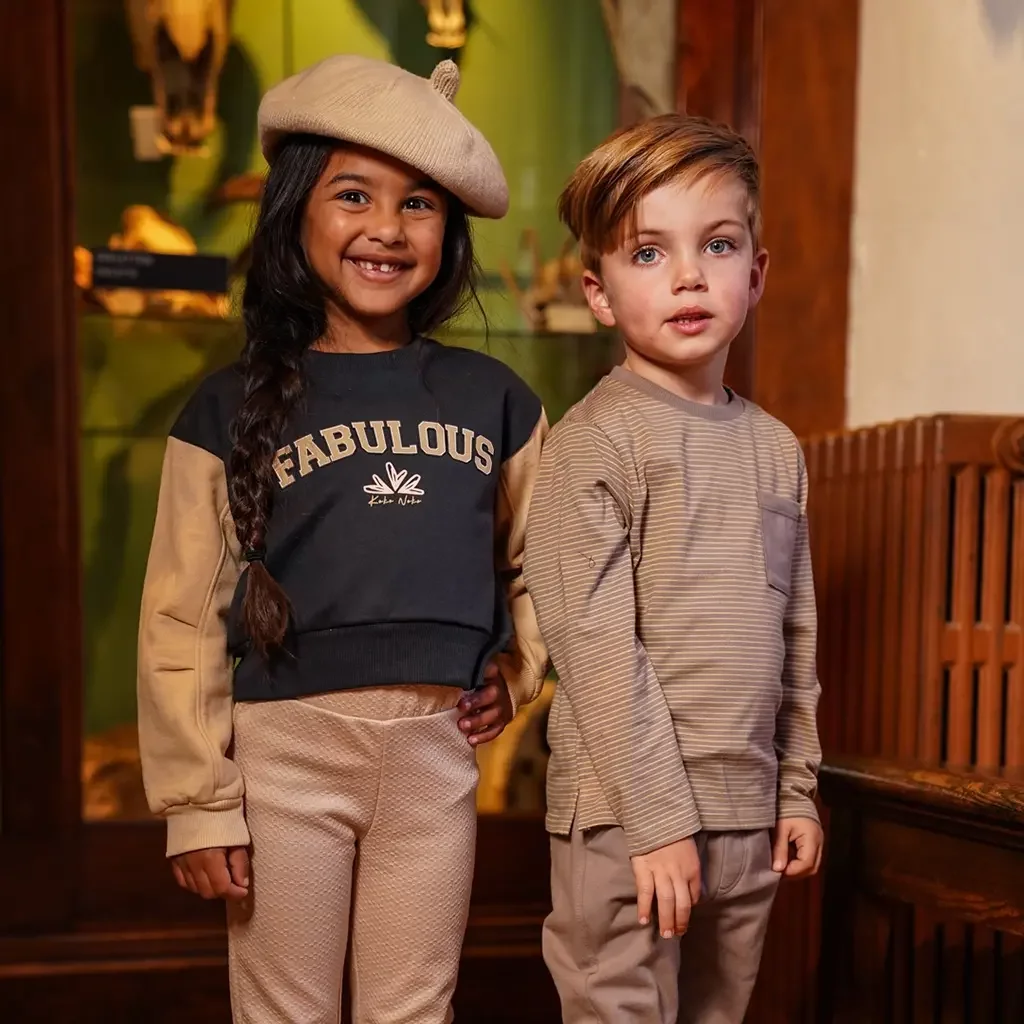 Trui cropped loose fit (faded black)