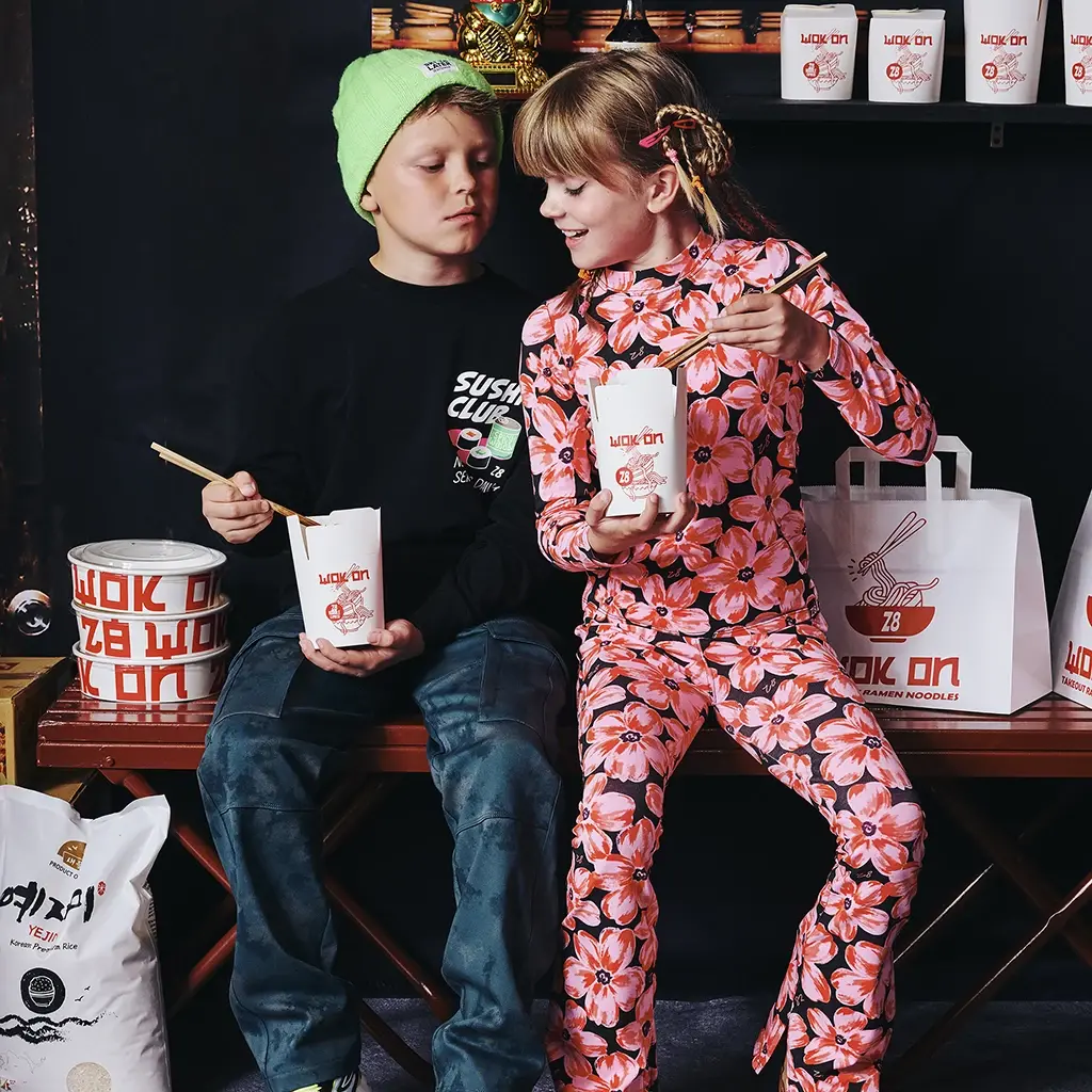 Broek FLARED Merthe (night sky)