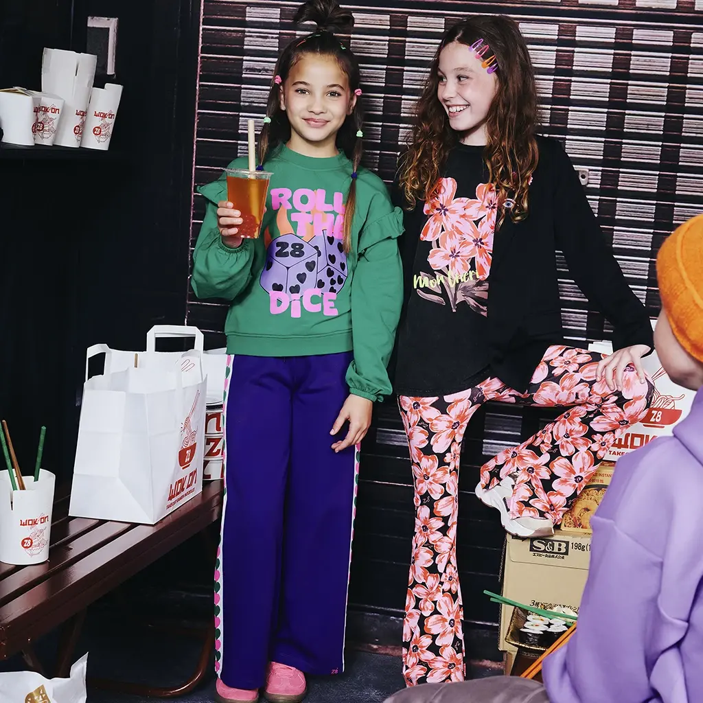 Broek FLARED Merthe (night sky)