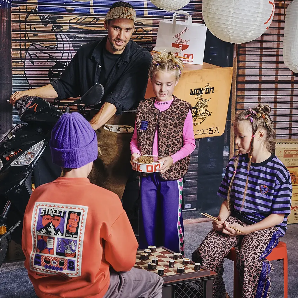 Trui sweat Tyce (tropical coral)