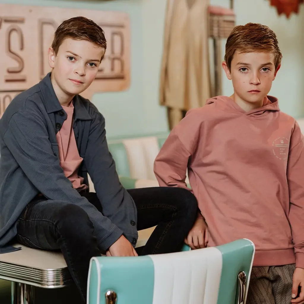 Trui hoodie (faded red)