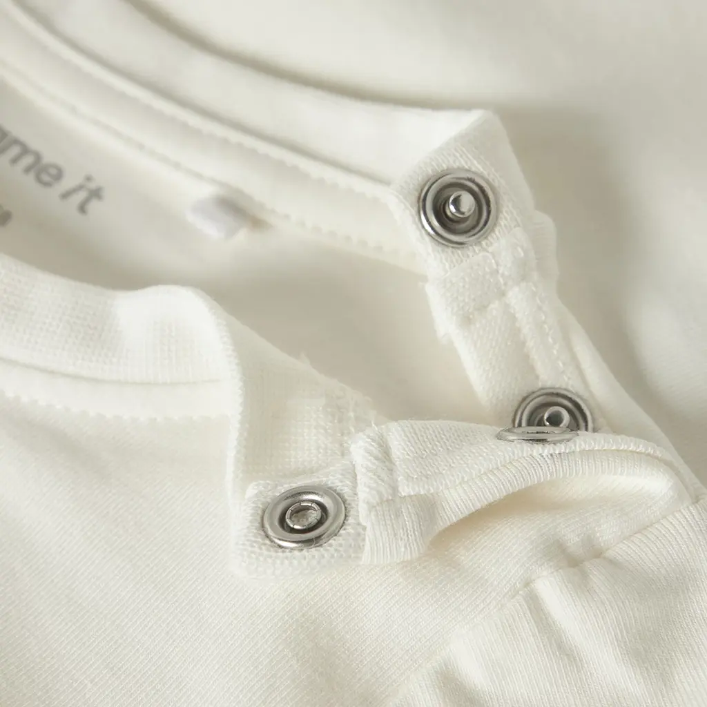 Longsleeve Vobbi (cloud dancer dino)