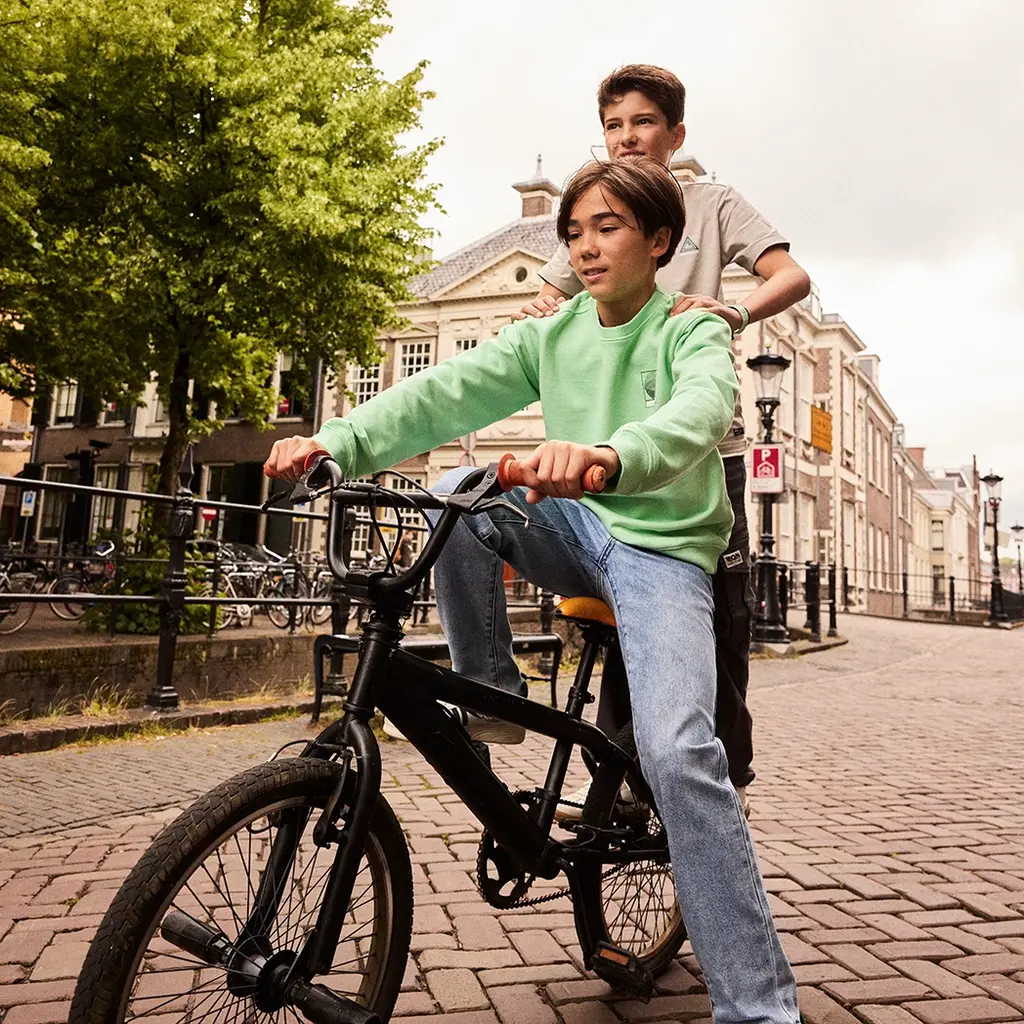 Trui washed (fresh green)