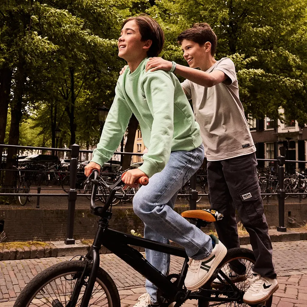 Trui backprint washed (fresh green)