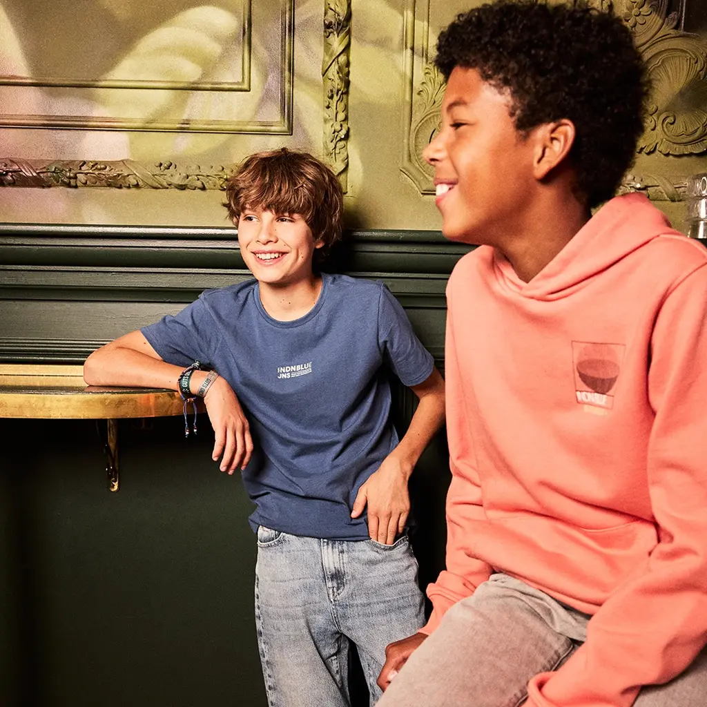 T-shirt backprint (ensign blue)