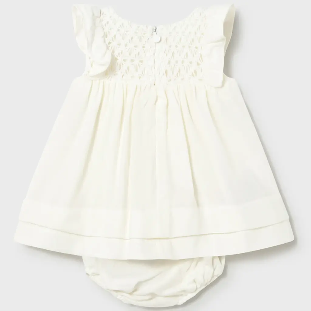 Jurkje met bloomer (pottery)