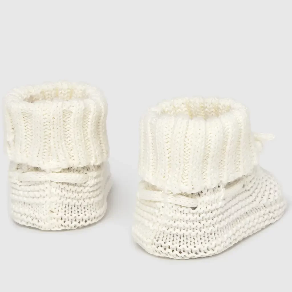 Gebreide slofjes (pottery)