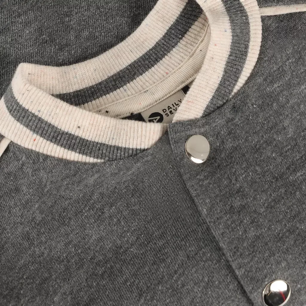 Bomberjacket (thunderstorm)