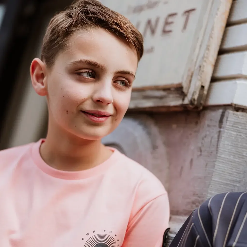 T-shirt backprint (neon coral)