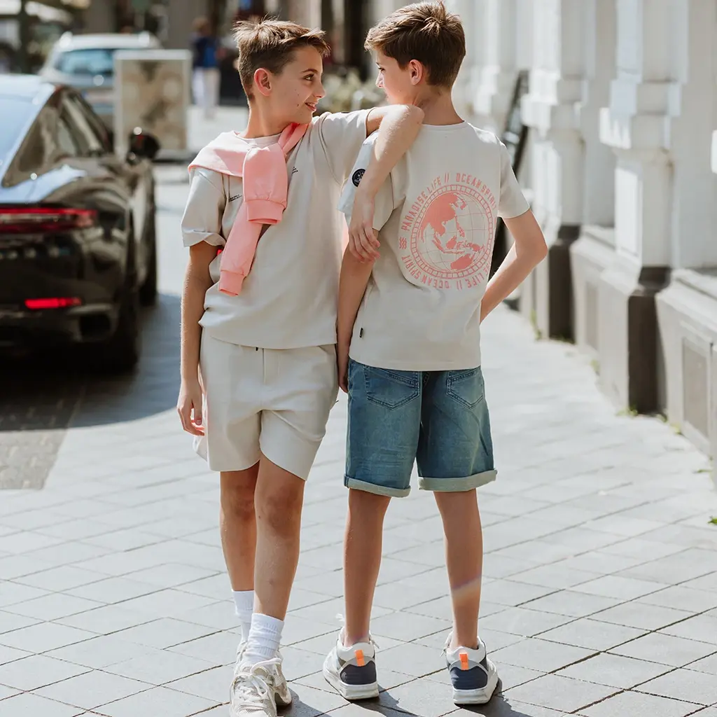 T-shirt backprint loose fit (light grey)