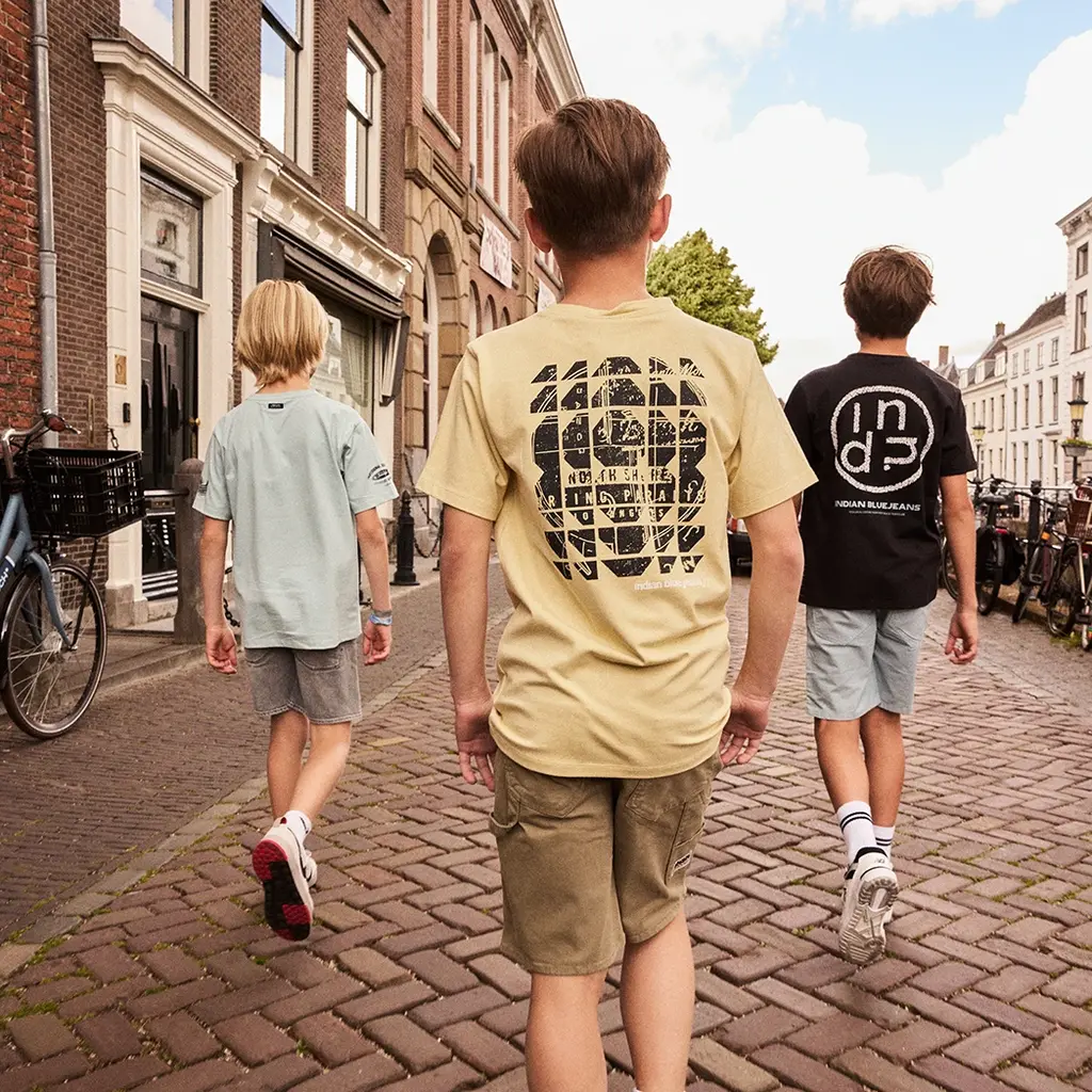 T-shirt (dusty yellow)