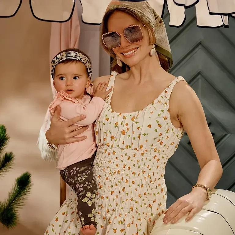 Broekje Marina (after dark)