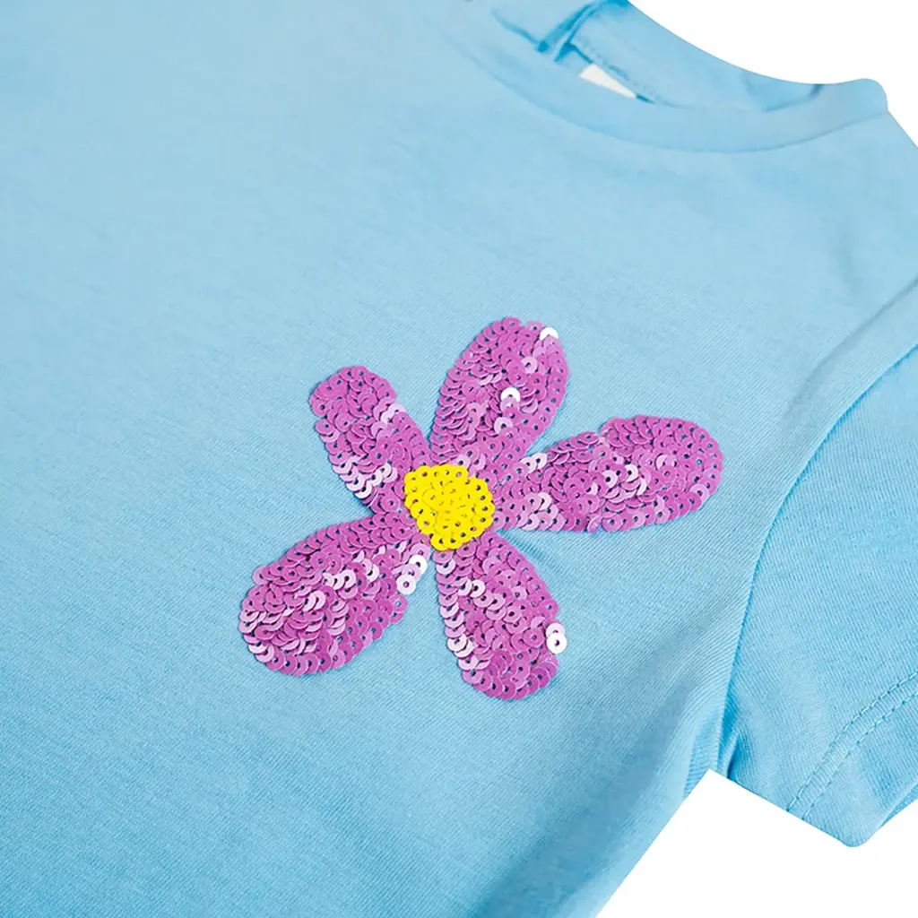 T-shirt (light blue)