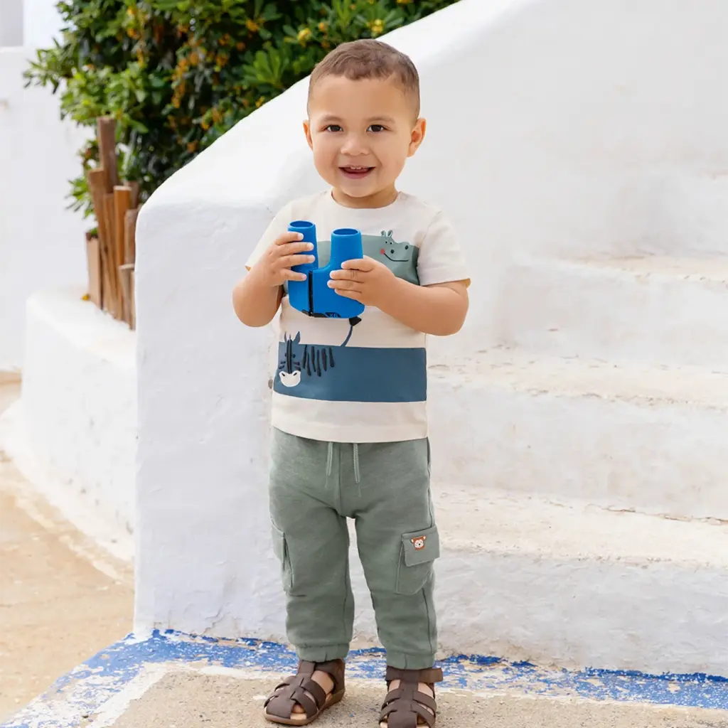 T-shirtje (off white)