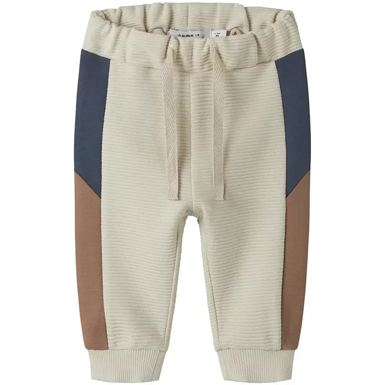 Broekje Focus (mocha mousse)