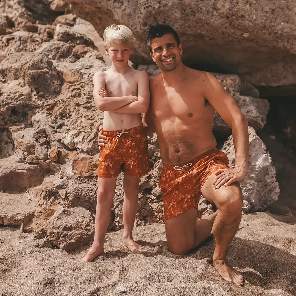 Zwembroek Palms (bombay brown)