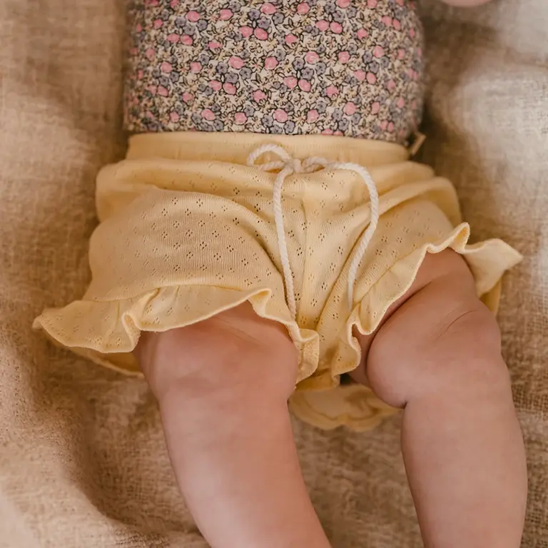 Kort broekje (buttercup)