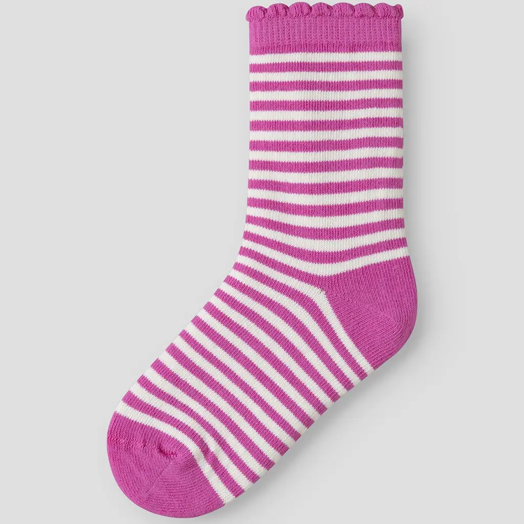 Drie paar sokken (pear sobet/pirouette/strawberry moon)