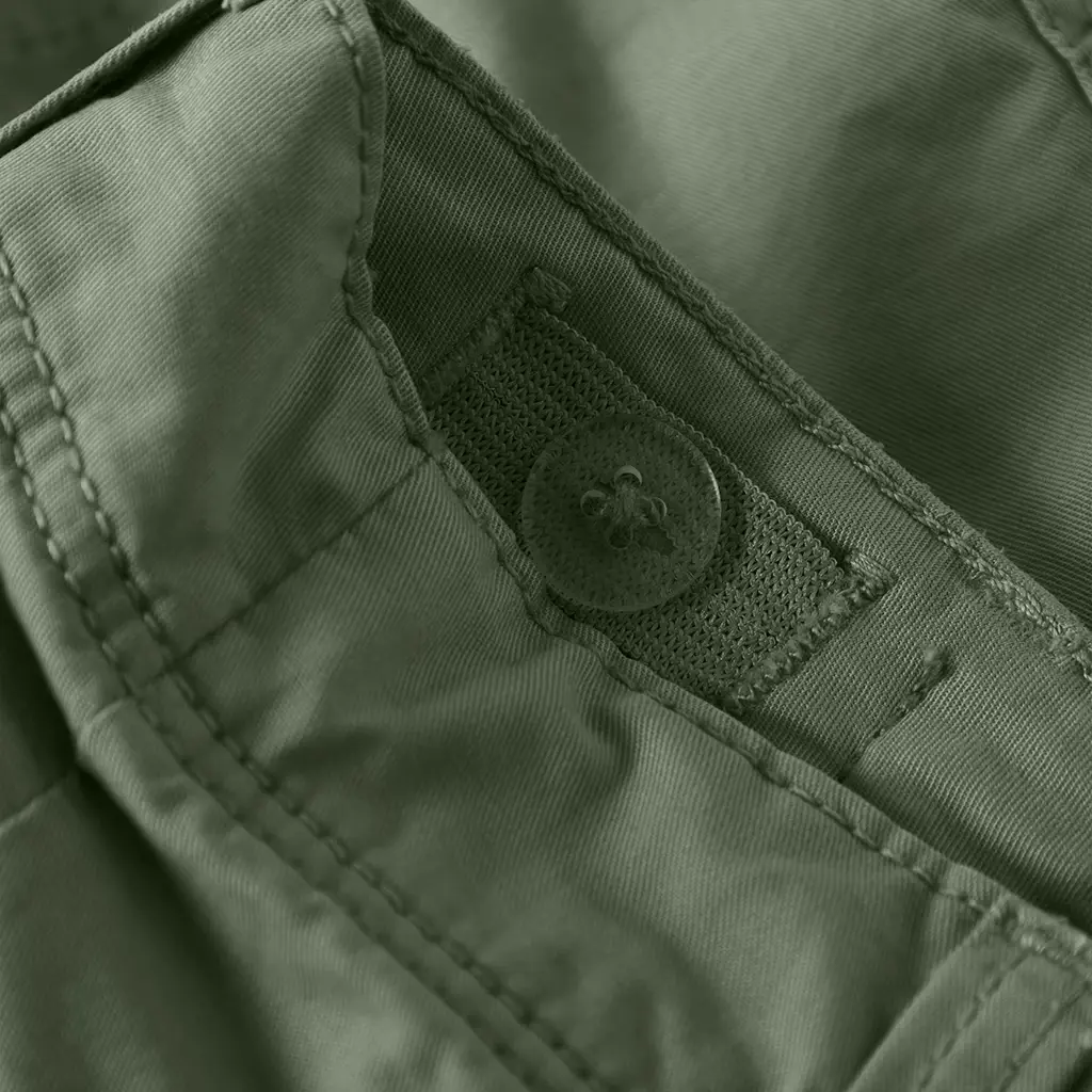 Korte cargo broek STRAIGHT FIT Ryan (olivine)