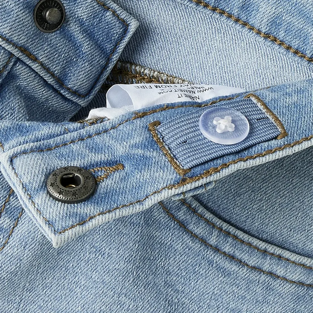 Korte broek MOM FIT twill Rose (light blue denim)