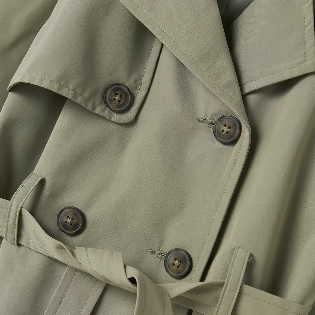 Zomerjas trench Madelin (shadow)
