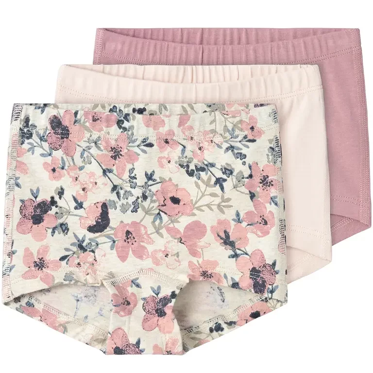 Drie onderbroekjes (nostalgia rose)