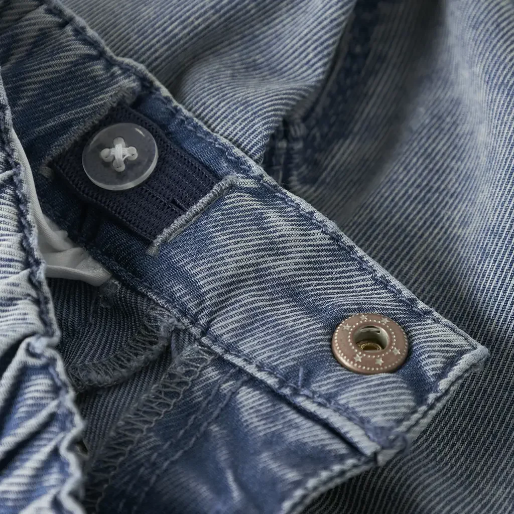 Soepel broekje MOM FIT Rise (light blue denim)