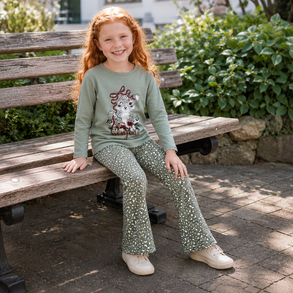 Broek FLARED Bearta (shadow)