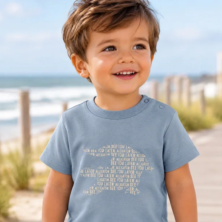 T-shirt (blue)