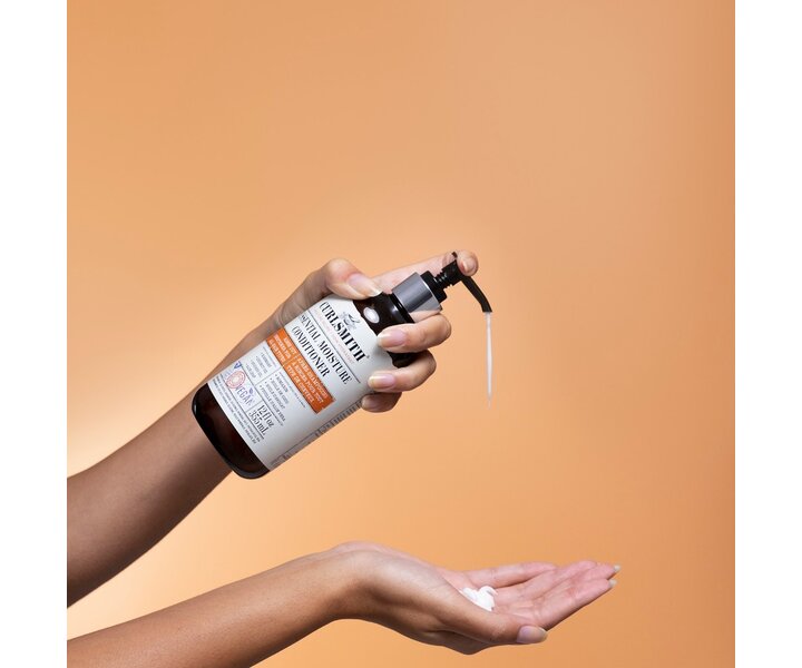 Essential Moisture Conditioner