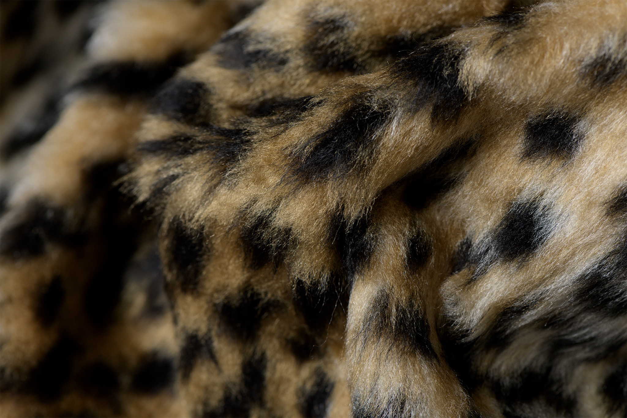 Imitatiebont Stof Korthaar Baby Leopard – Voor Kleding & Decoratie
