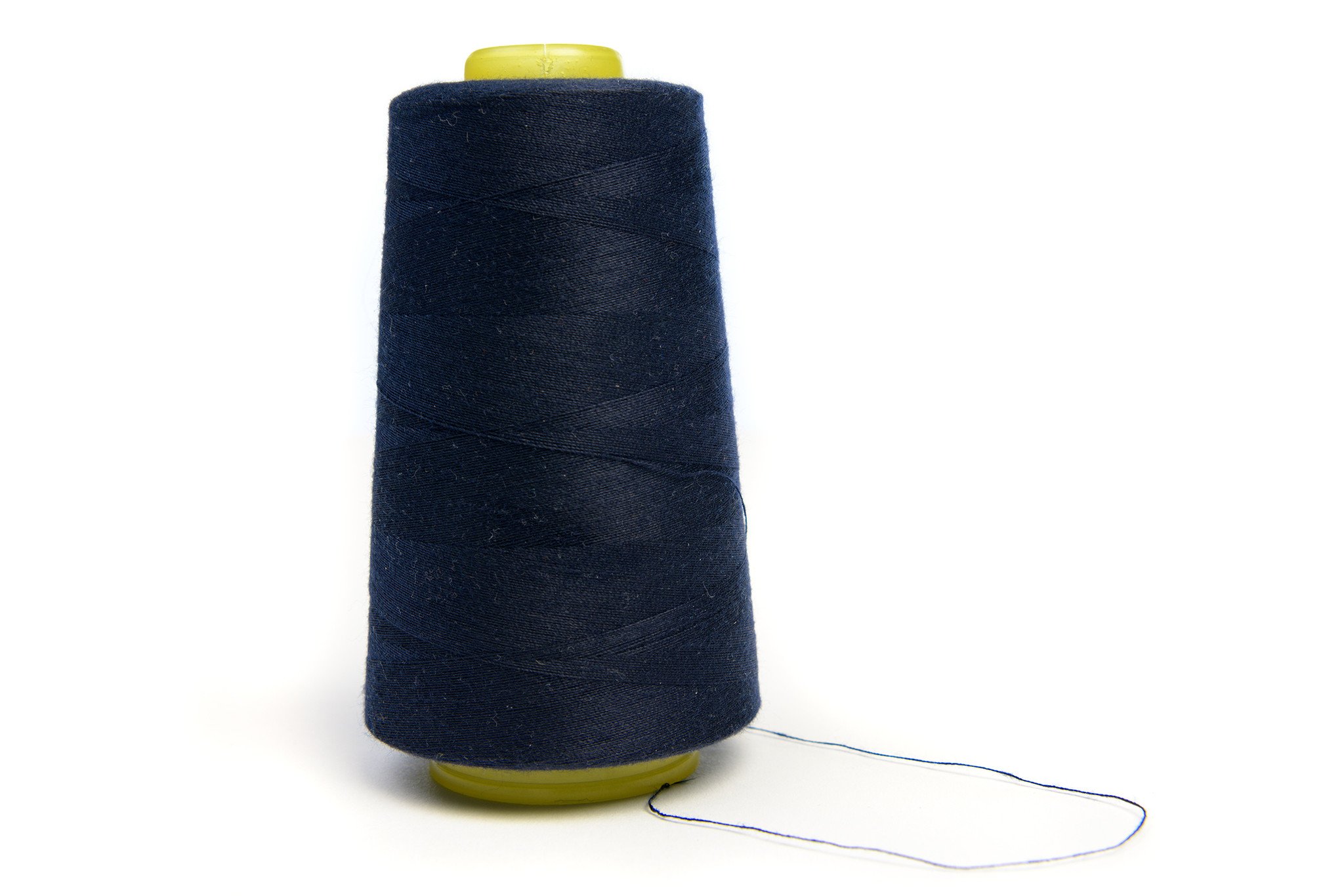 Lockgaren Marine – Sterk Polyester Overlockgaren (3000 Yards)