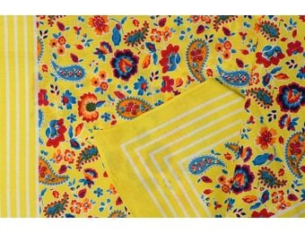 Zakdoeken Paisley Print Geel