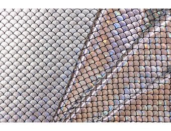 Lycra Bedrukt Met Kleine Schubben Zilver