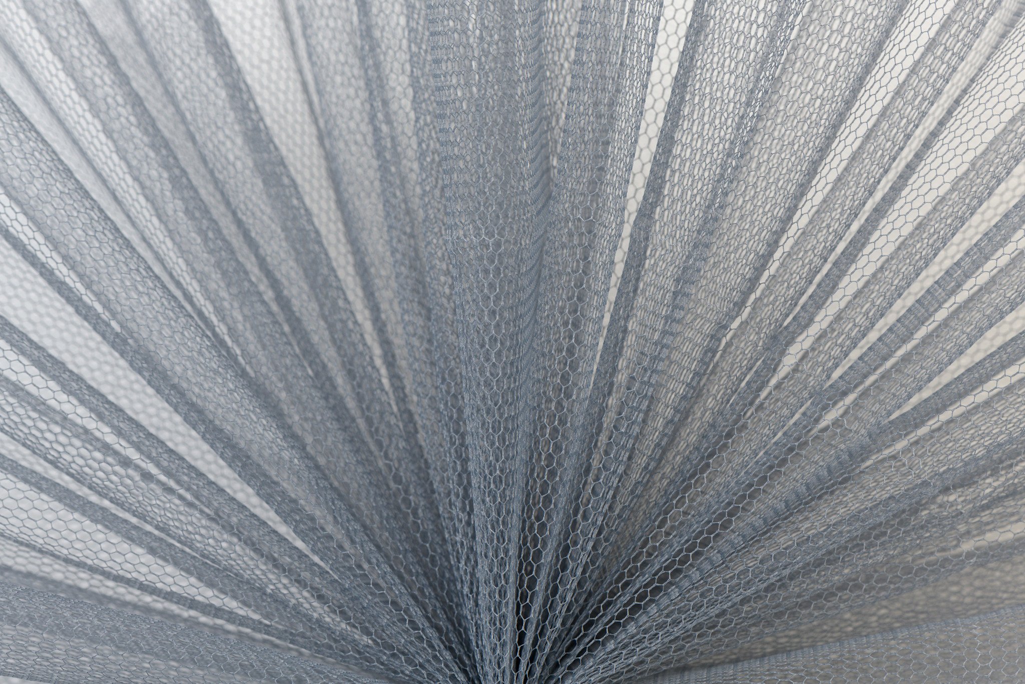 Tule Stof Donkergrijs – Stevig, Vormvast & Creatief Toepasbaar