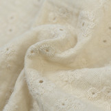 Hydrofiel Stof Embroidery Suzy Ecru – Zacht, Ademend & Oeko-Tex