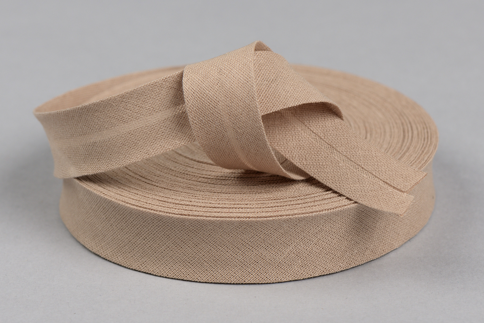 Katoenen Biaisband 20 mm Donker Beige – Makkelijk & Veelzijdig
