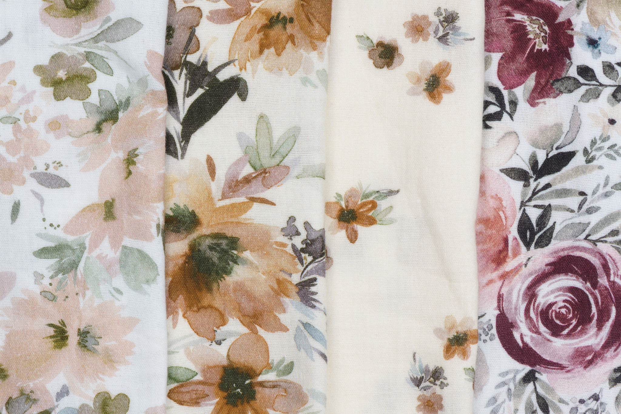 Double gauze digitaal wilde bloemen ecru