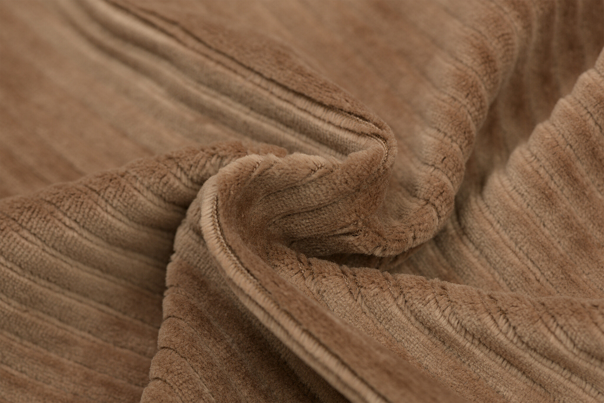 Brede Ribfluweel Jersey Stof Lichtbruin – Zacht & Stijlvol