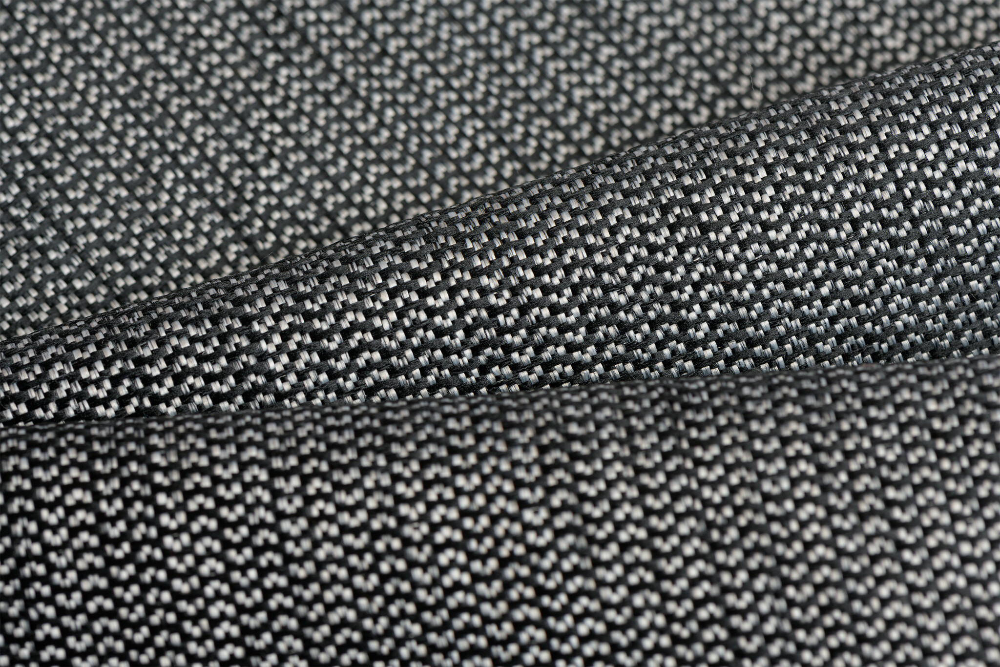 Celsius Muraco Black & White