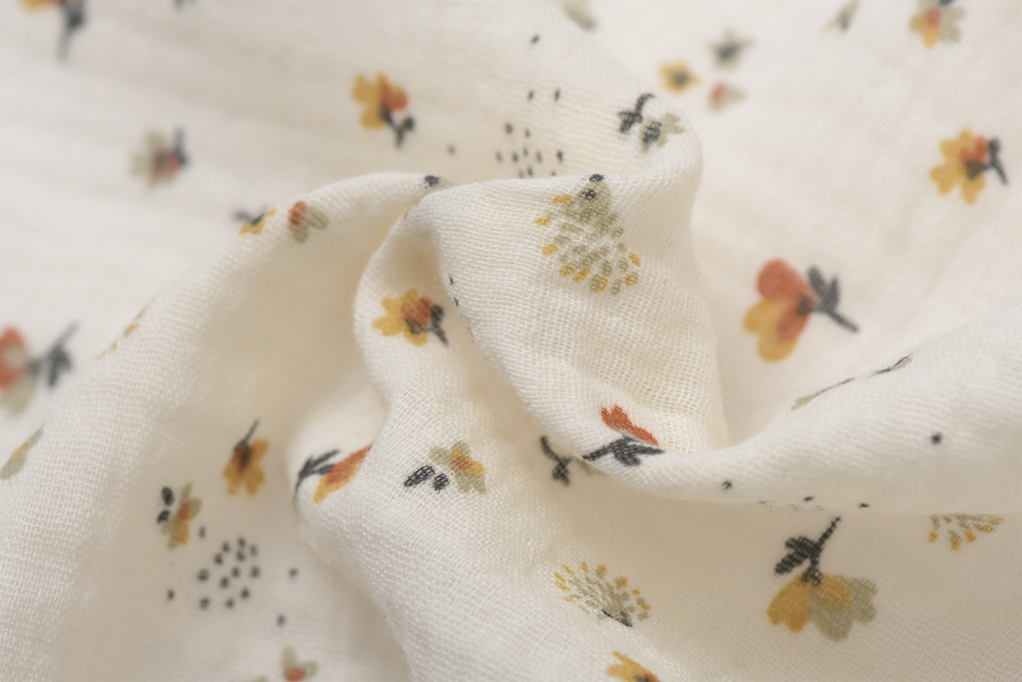 Hydrofiel Stof Egel en Bloemen Ecru